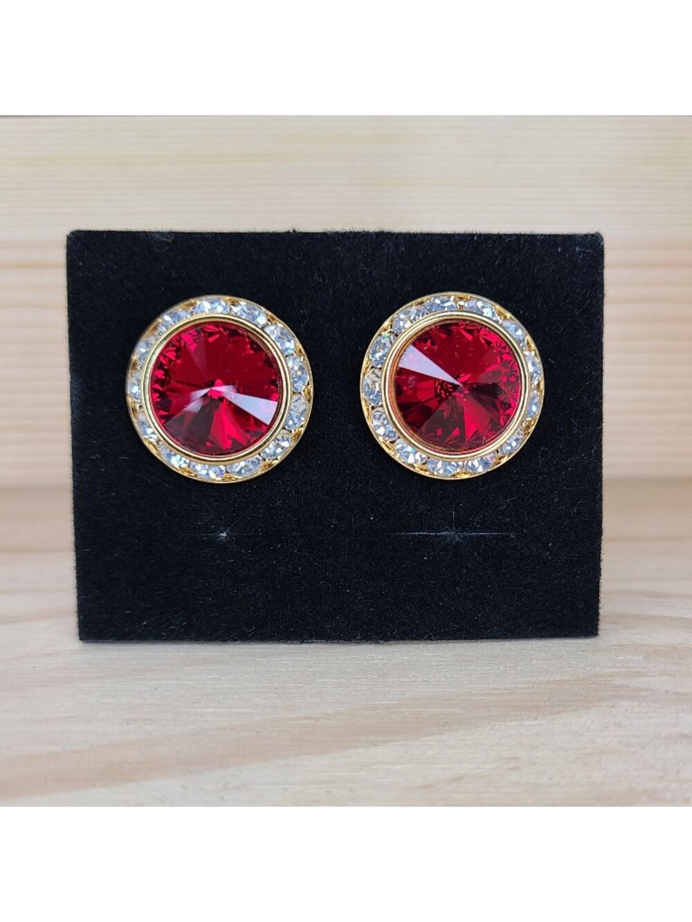 Vtg Red Crystal Gold-Tone Round Stud Earrings With Clear Rhinestone Halo Design